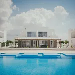 Villa Трехкомнатные Апартаменты В Жилом Комплексе Caesar Beach D1 Flat2 *